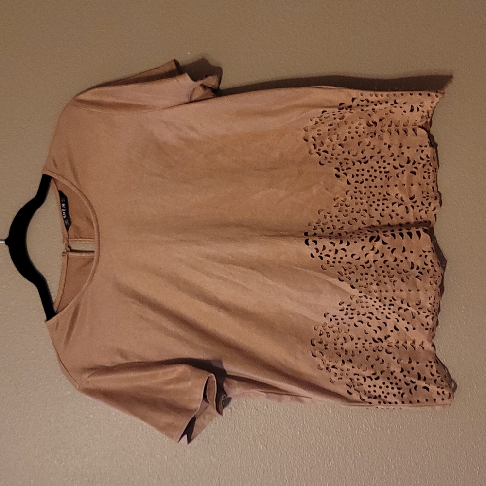 Shein scallop laser cut out top